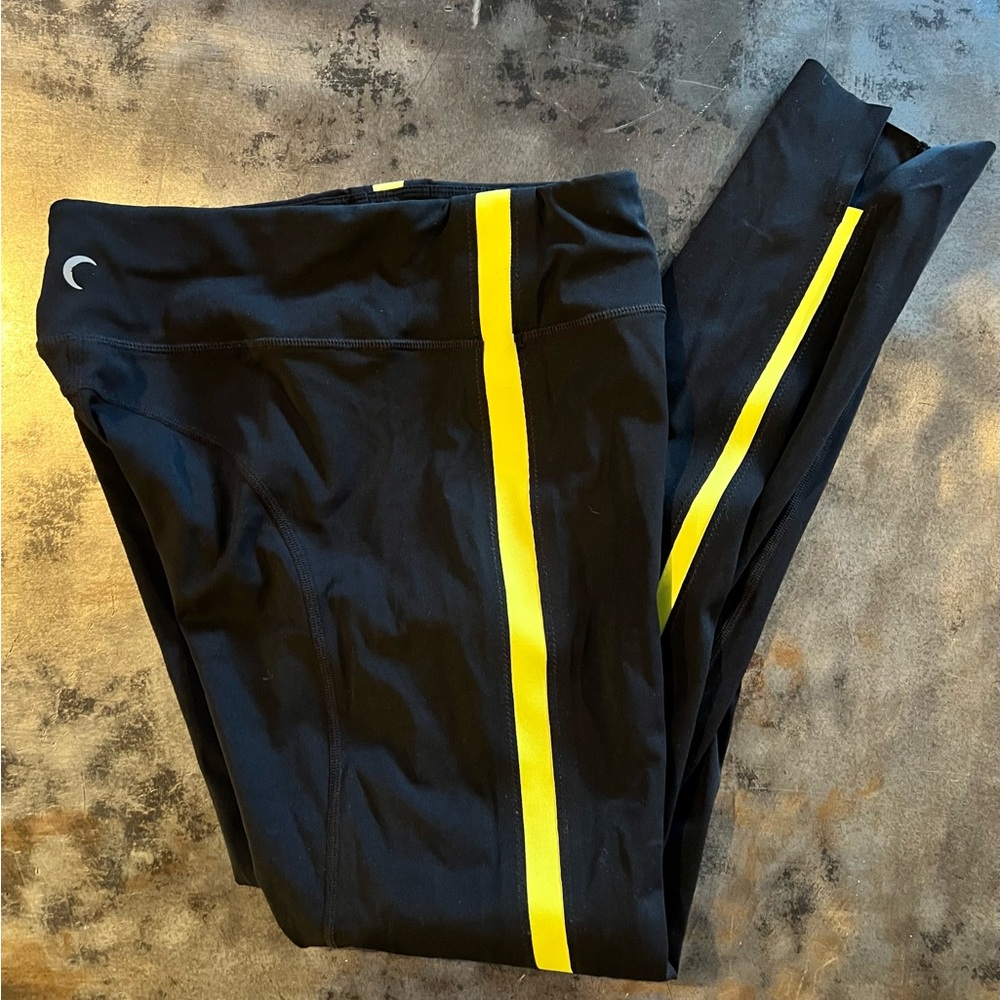 Zyia leggings 4.